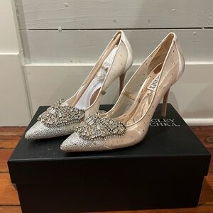 Badgley Mischka Quintana Crystal Ornamented Pump